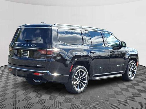 Diamond Black 2023 Jeep Wagoneer Series II