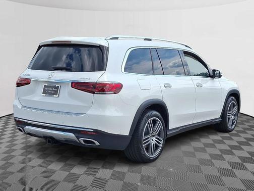 2023 Mercedes-Benz GLS 450 4MATIC