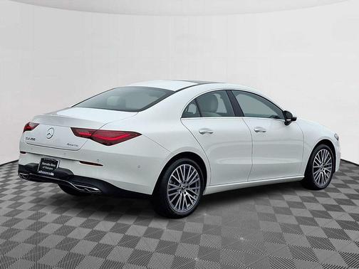 2025 Mercedes-Benz CLA 250 Base 4MATIC