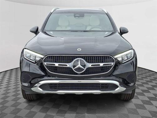 2025 Mercedes-Benz GLC 300 Base 4MATIC