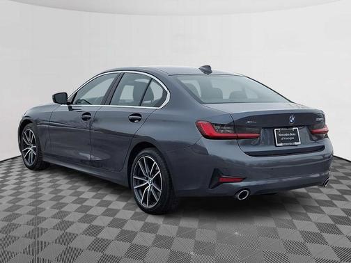 2019 BMW 330 i xDrive