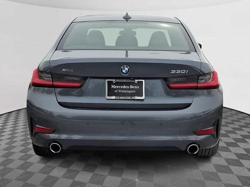2019 BMW 330 i xDrive