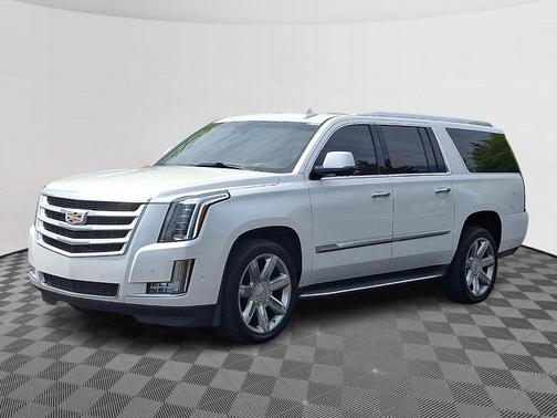 Crystal White Tri-Coat 2018 Cadillac Escalade ESV Luxury