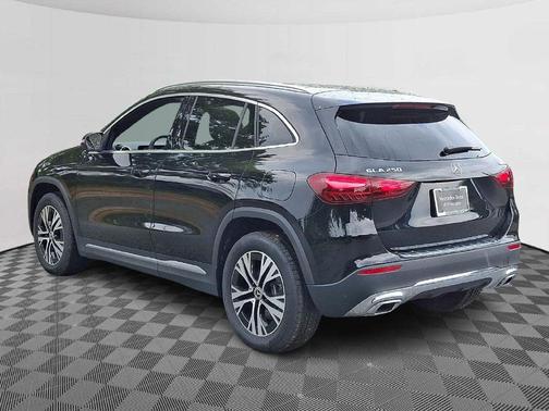 Midnight Black 2026 Mercedes-Benz GLA 250 Base 4MATIC