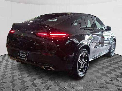 Obsidian Black 2026 Mercedes-Benz GLE 450 4MATIC