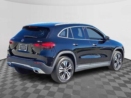 2025 Mercedes-Benz GLA 250 Base 4MATIC