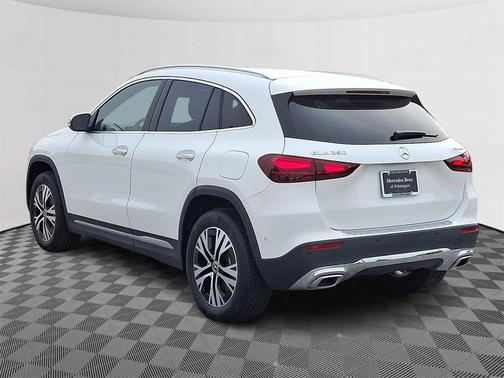 2025 Mercedes-Benz GLA 250 Base 4MATIC