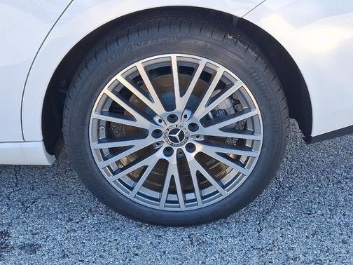 2025 Mercedes-Benz CLA 250 Base 4MATIC