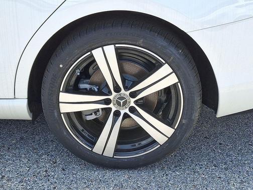 Polar White 2025 Mercedes-Benz C-Class C 300 4MATIC