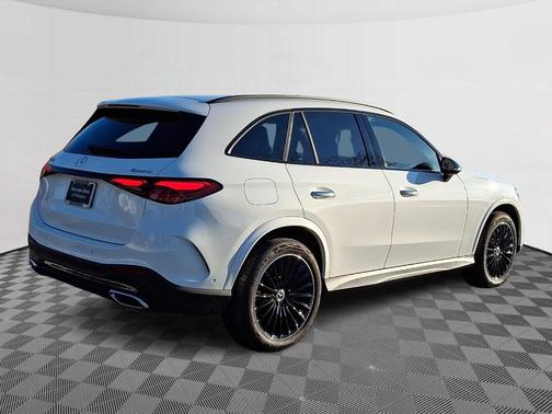 2025 Mercedes-Benz GLC 300 Base 4MATIC