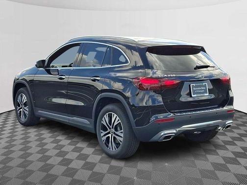 Midnight Black 2026 Mercedes-Benz GLA 250 Base 4MATIC