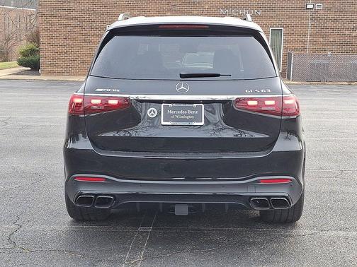 2026 Mercedes-Benz AMG GLS 63 Base