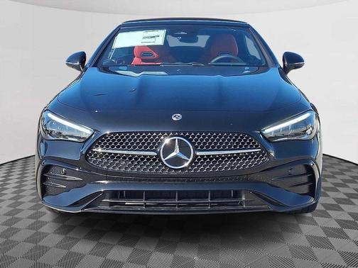 Obsidian Black Metallic 2026 Mercedes-Benz CLE 300 Base 4MATIC