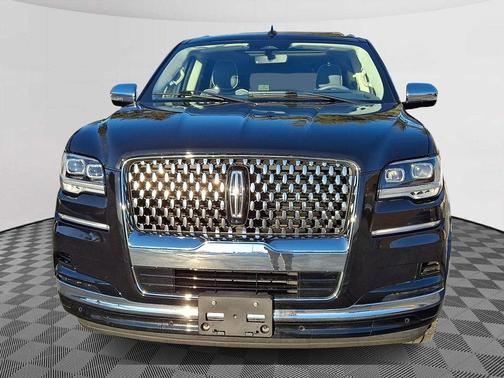 2023 Lincoln Navigator L Black Label
