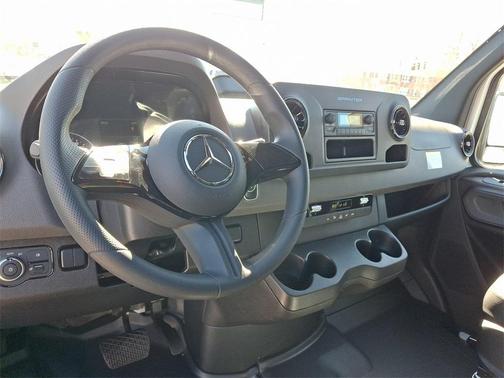 2025 Mercedes-Benz Sprinter 2500 High Roof
