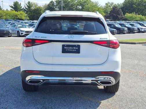2026 Mercedes-Benz GLC 300 Base 4MATIC