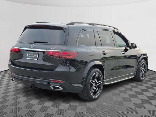 2025 Mercedes-Benz GLS 450 4MATIC