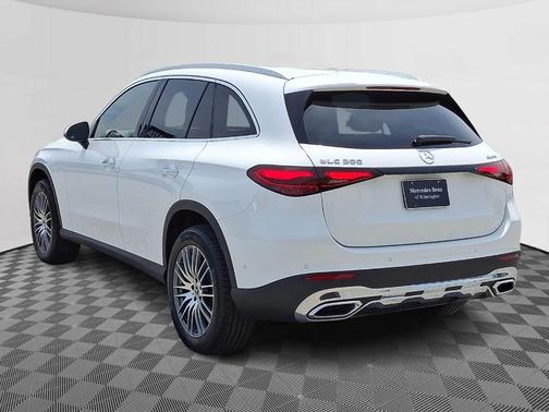2025 Mercedes-Benz GLC 300 Base 4MATIC