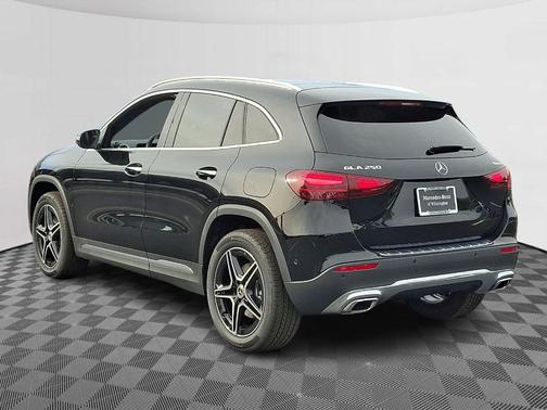 Midnight Black 2026 Mercedes-Benz GLA 250 Base 4MATIC