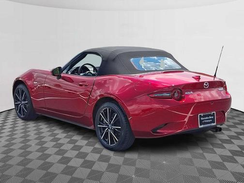 Soul Red Crystal Metallic 2025 Mazda MX-5 Miata Grand Touring