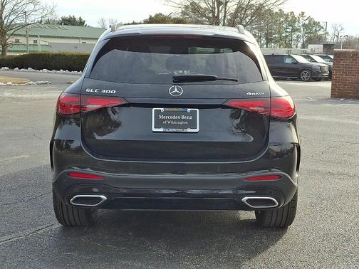 2026 Mercedes-Benz GLC 300 Base 4MATIC