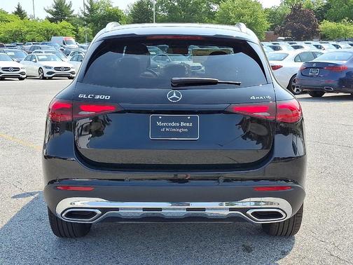2025 Mercedes-Benz GLC 300 Base 4MATIC