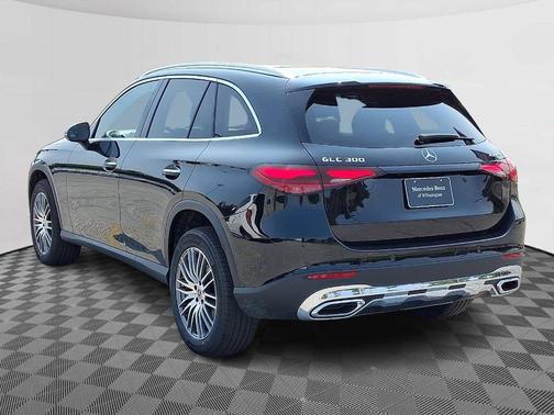 2025 Mercedes-Benz GLC 300 Base 4MATIC