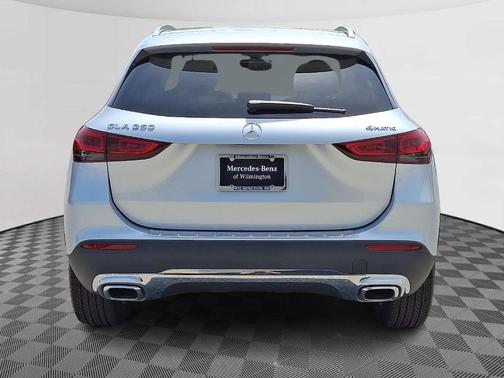 2022 Mercedes-Benz GLA 250 Base 4MATIC