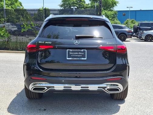 Black 2026 Mercedes-Benz GLC 300 Base 4MATIC