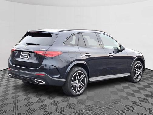 2023 Mercedes-Benz GLC 300 Base 4MATIC