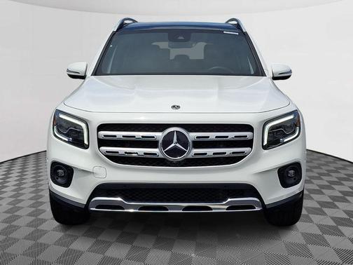 Polar White 2022 Mercedes-Benz GLB 250 Base 4MATIC