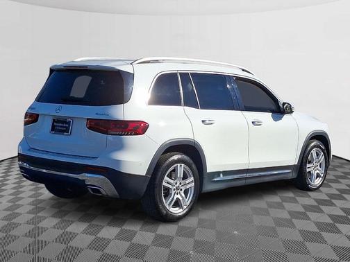 2022 Mercedes-Benz GLB 250 Base 4MATIC