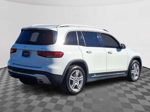 2022 Mercedes-Benz GLB 250 Base 4MATIC