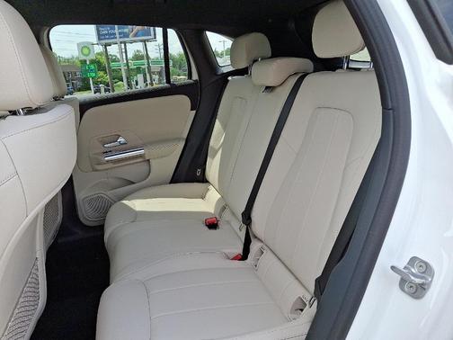 2025 Mercedes-Benz GLA 250 Base 4MATIC