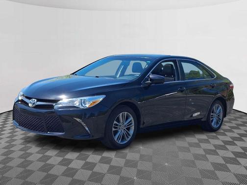 Attitude Black 2015 Toyota Camry XLE