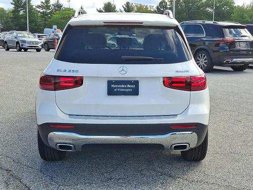 2026 Mercedes-Benz GLB 250 Base 4MATIC