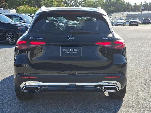 2026 Mercedes-Benz GLC 300 Base 4MATIC