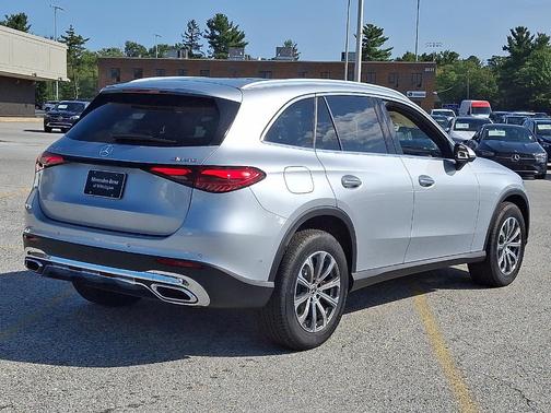 2025 Mercedes-Benz GLC 300 Base 4MATIC