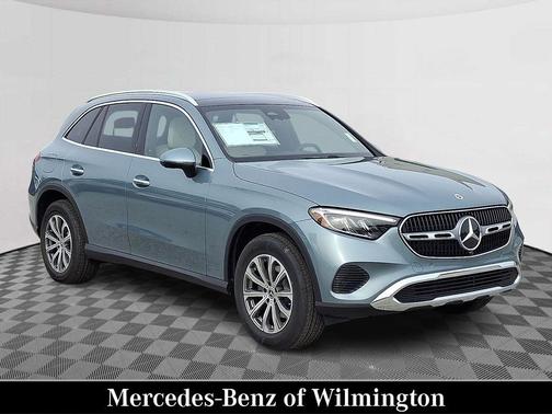 Verde 2026 Mercedes-Benz GLC 300 Base 4MATIC