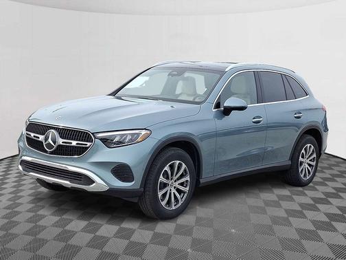 Verde 2026 Mercedes-Benz GLC 300 Base 4MATIC