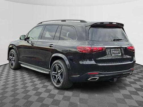 2026 Mercedes-Benz GLS 450 4MATIC