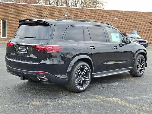 2026 Mercedes-Benz GLS 450 4MATIC