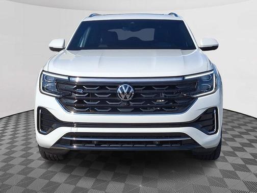 2025 Volkswagen Atlas Cross Sport 2.0T SEL Premium R-Line
