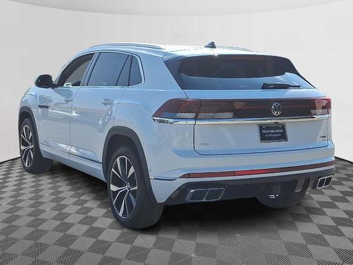 2025 Volkswagen Atlas Cross Sport 2.0T SEL Premium R-Line