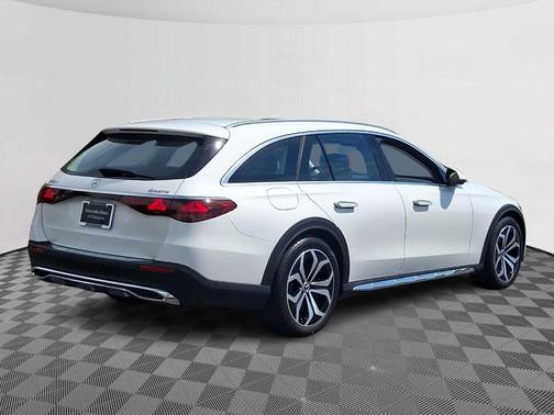 Polar White 2025 Mercedes-Benz E-Class E 450 4MATIC