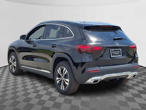 Midnight Black 2026 Mercedes-Benz GLA 250 Base 4MATIC