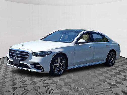 MANUFAKTUR Moonlight White Metallic 2024 Mercedes-Benz S-Class S 580 4MATIC