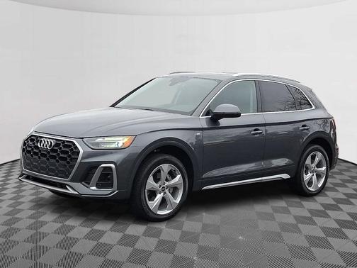 2022 Audi Q5 45 S line quattro Premium