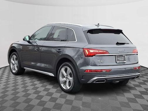 2022 Audi Q5 45 S line quattro Premium