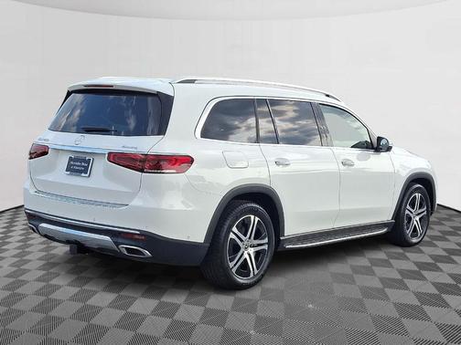 2022 Mercedes-Benz GLS 450 4MATIC